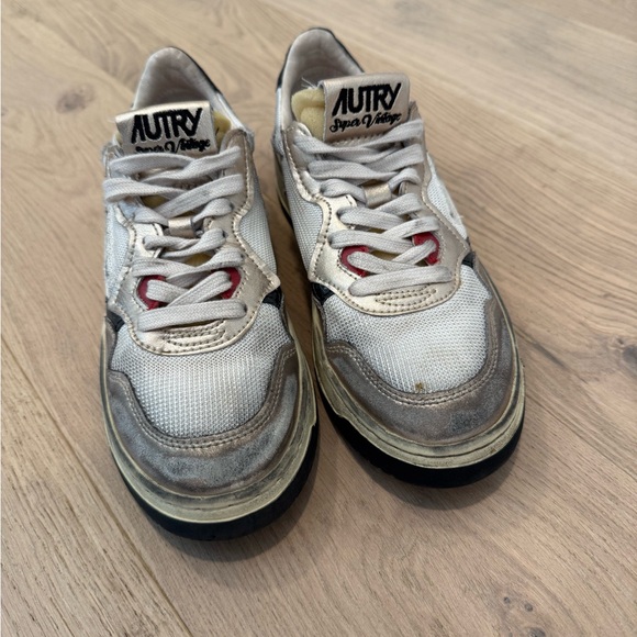 Women’s Autry Fashion Sneaker Size 37 - Picture 3 of 7